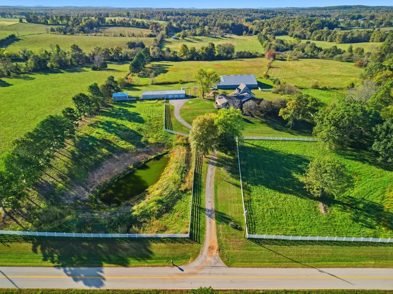 12182 State Highway Ee, Mountain Grove, MO 65711