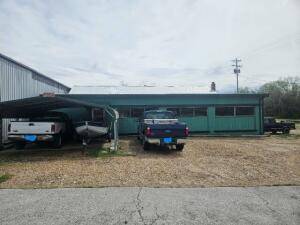 410 W 3rd Street, Mountain Grove, MO 65711