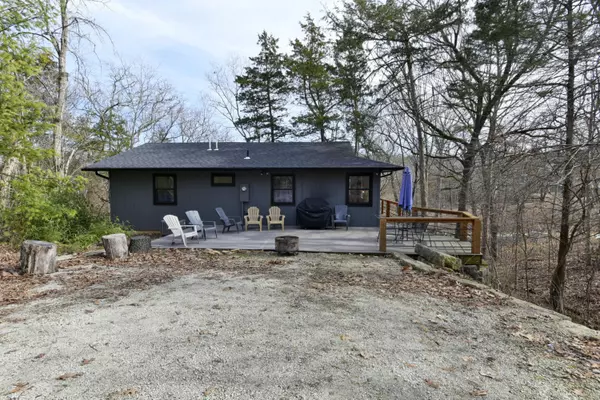 Shell Knob, MO 65747,27534 Farm Road 2240