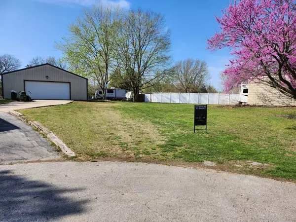 261 Renee Avenue,  Sparta,  MO 65753