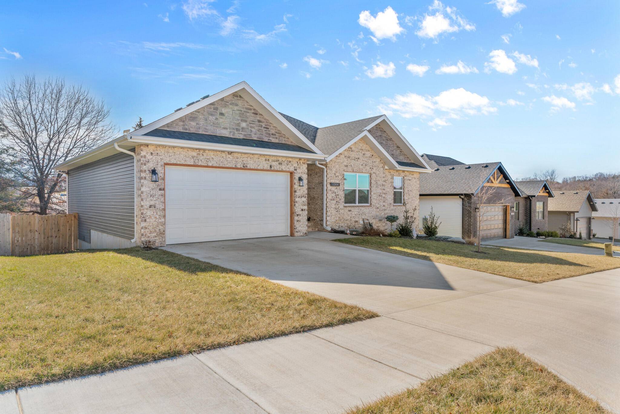 Ozark, MO 65721,1304 W Jovie