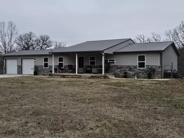 6461 Raven Road, Granby, MO 64844