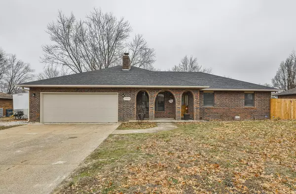 Bolivar, MO 65613,1930 S Hedgewood Drive