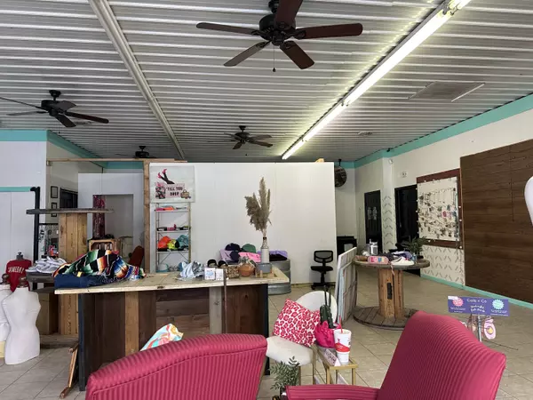 Miller, MO 65707,311 Hwy 39