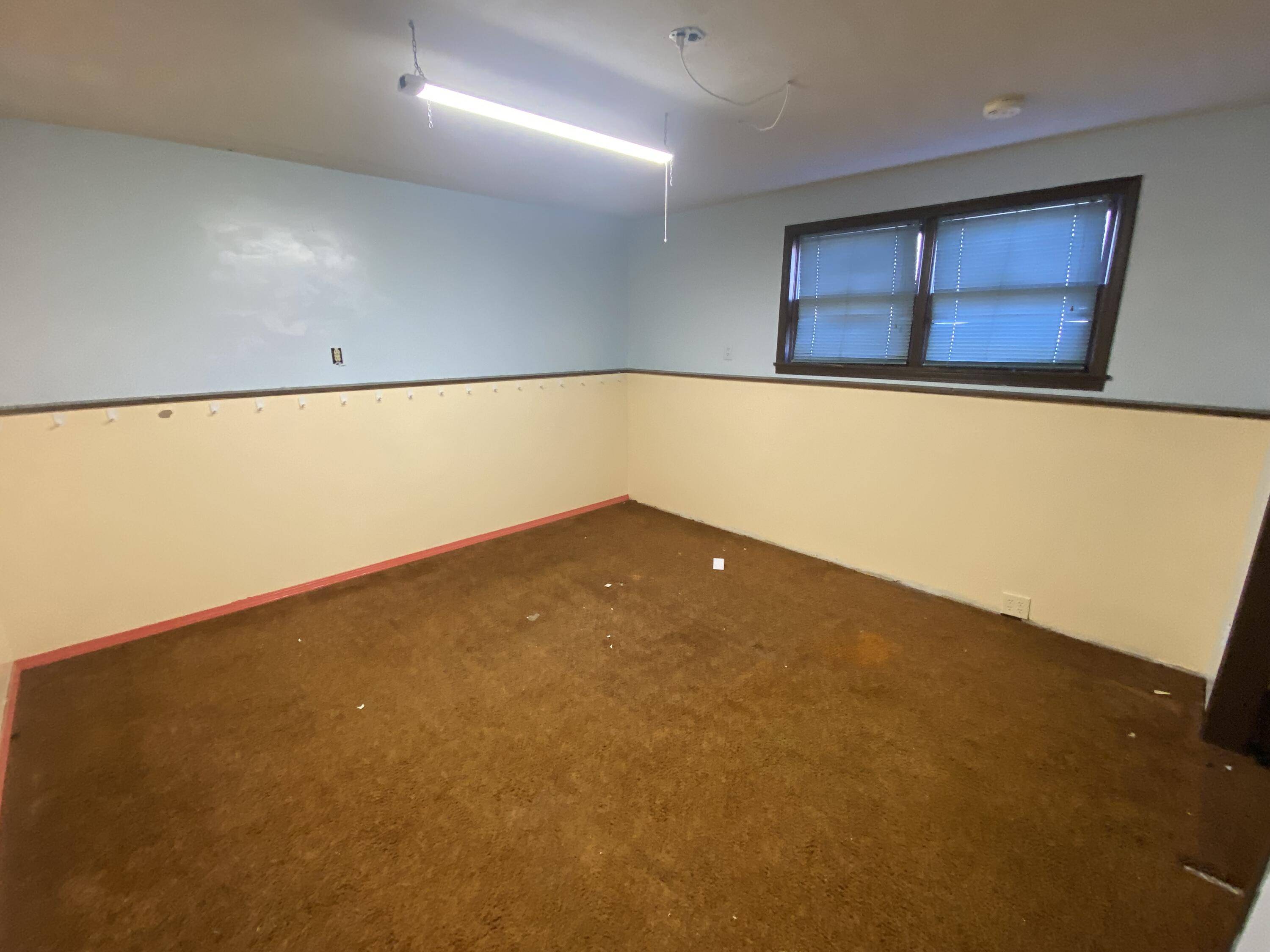 Hollister, MO 65672,292 Rea Street