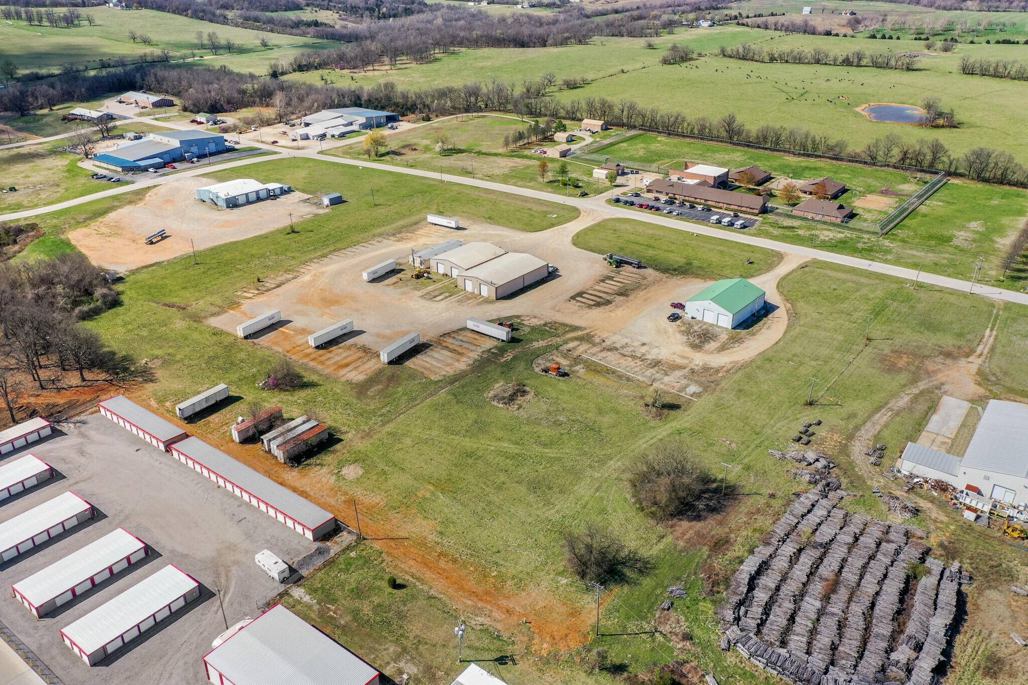 Mt Vernon, MO 65712,525 State Drive