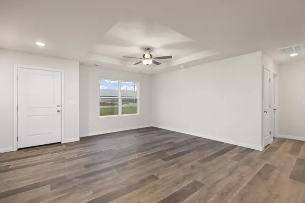 Mt Vernon, MO 65712,1756 Cash Drive