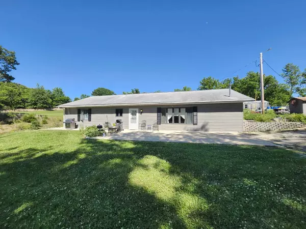 6601 County Line Road , 125   Acres, Graff, MO 65660