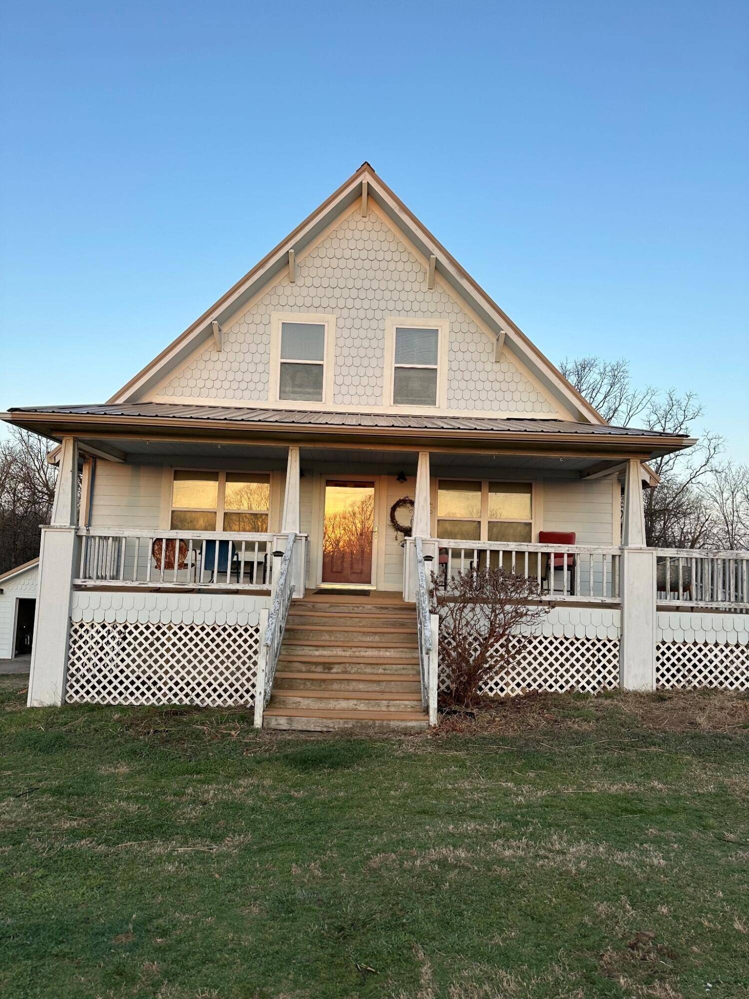 660 Pendergraft Road, Noel, MO 64854