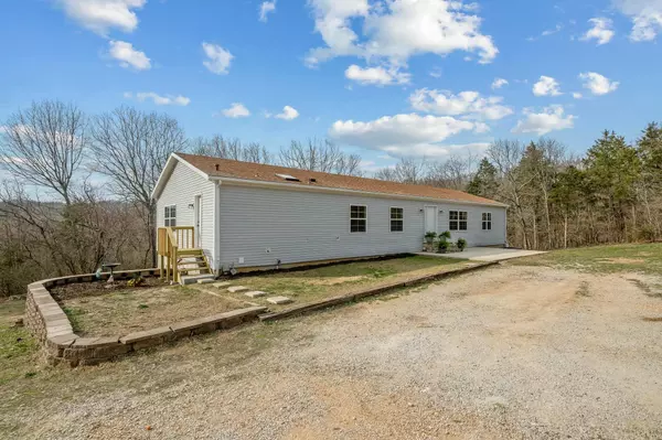 65 Inspiration Lane,  Galena,  MO 65656