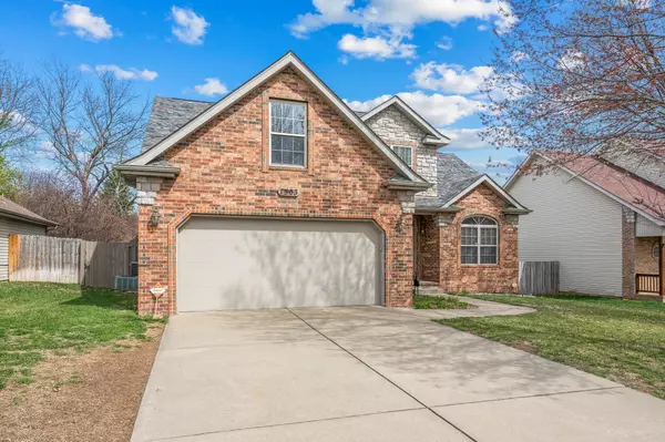1503 W Maplewood Street,  Springfield,  MO 65807