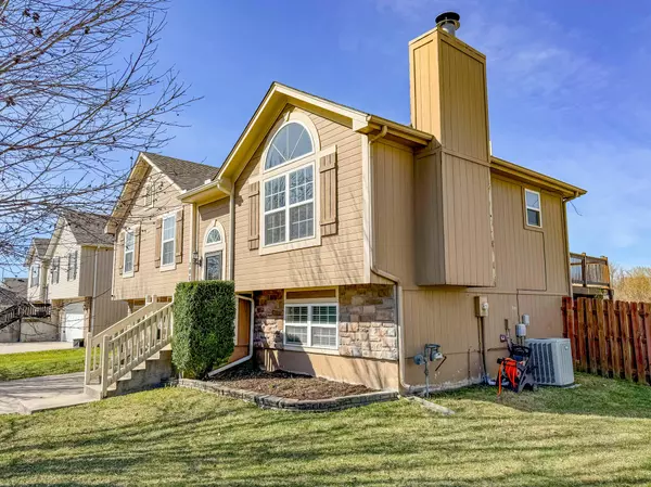 Grain Valley, MO 64029,206 NW Michael Drive