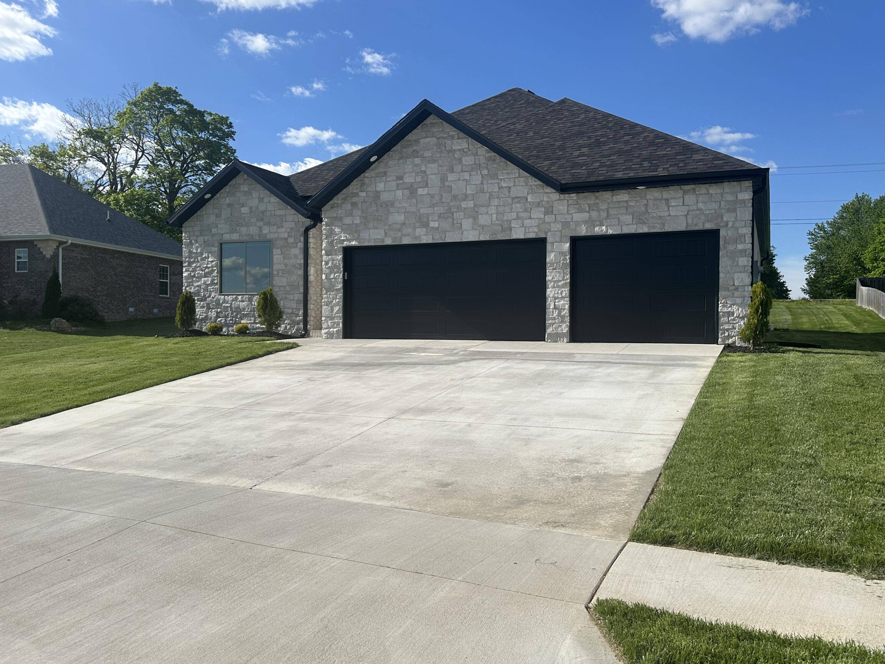 Springfield, MO 65810,1293 W Gaslight Drive