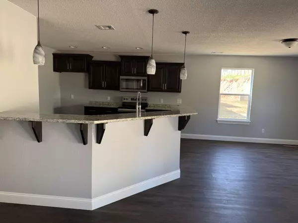 Neosho, MO 64850,1202 Justins Trail Road
