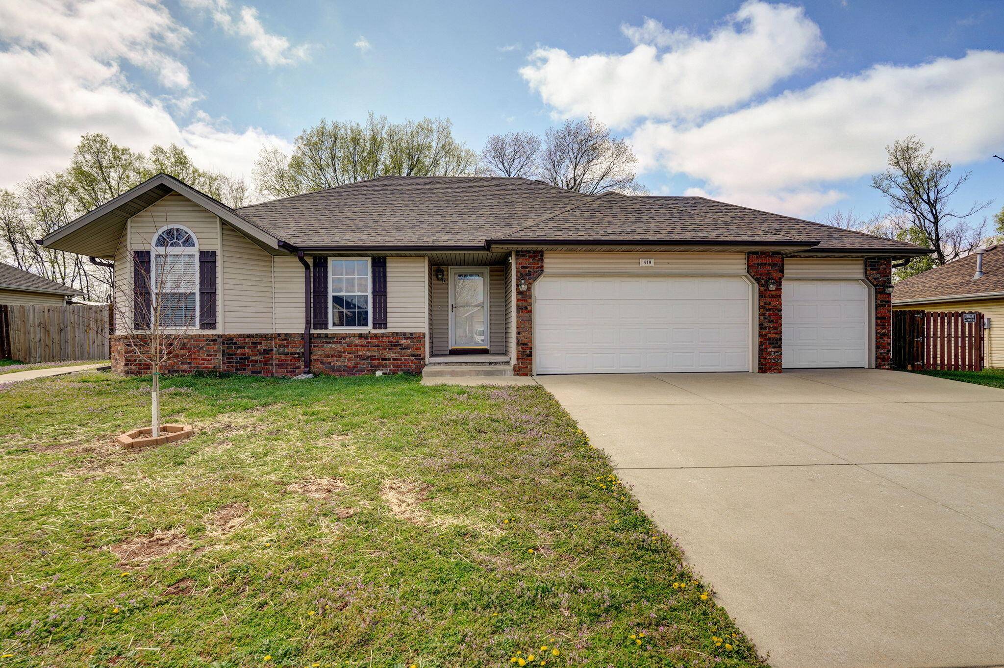 Republic, MO 65738,419 N Butternut Avenue
