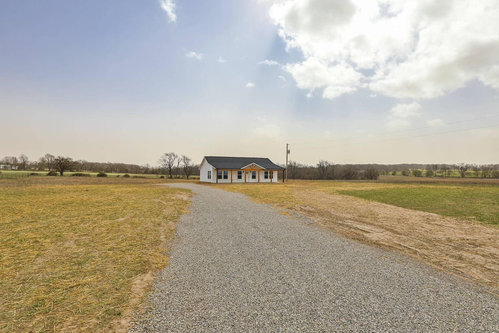 Marionville, MO 65705,23111 Lawrence 2130