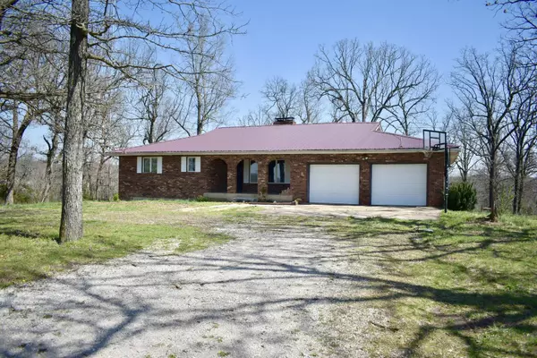 70 Dallion Ford Lane, Buffalo, MO 65622