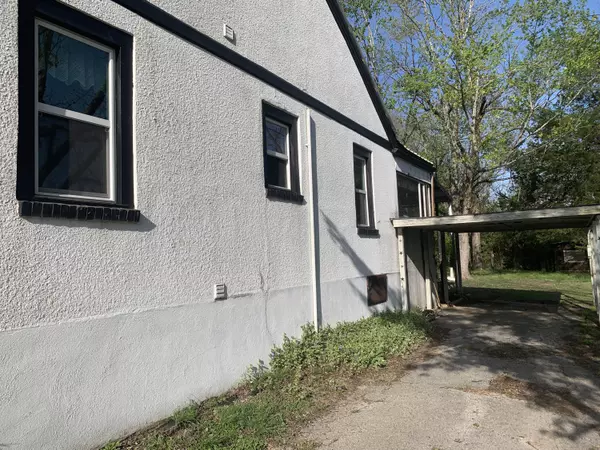 West Plains, MO 65775,718 Johnson St Street