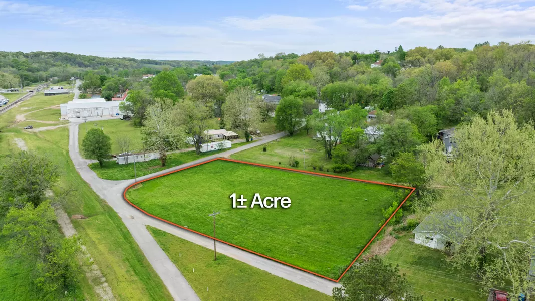 000 Pine Street, Crane, MO 65633