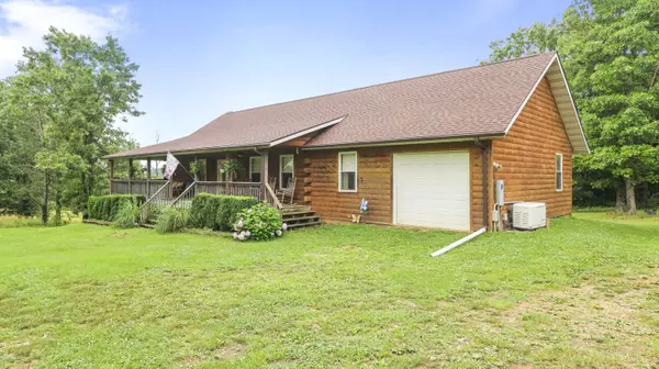 Graff, MO 65660,7745 Murr Road