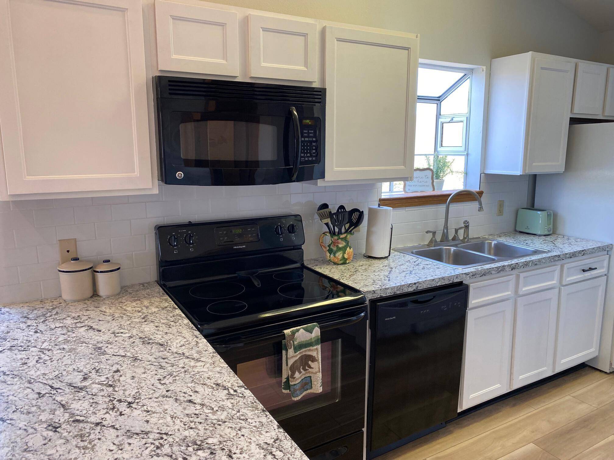 Branson, MO 65616,17 Gold Finch Drive #6