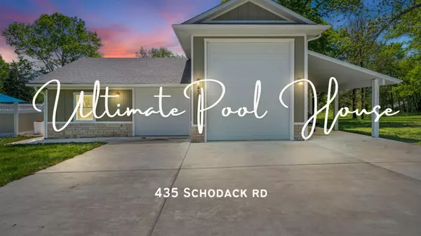 435 Schodack Road, Lampe, MO 65681