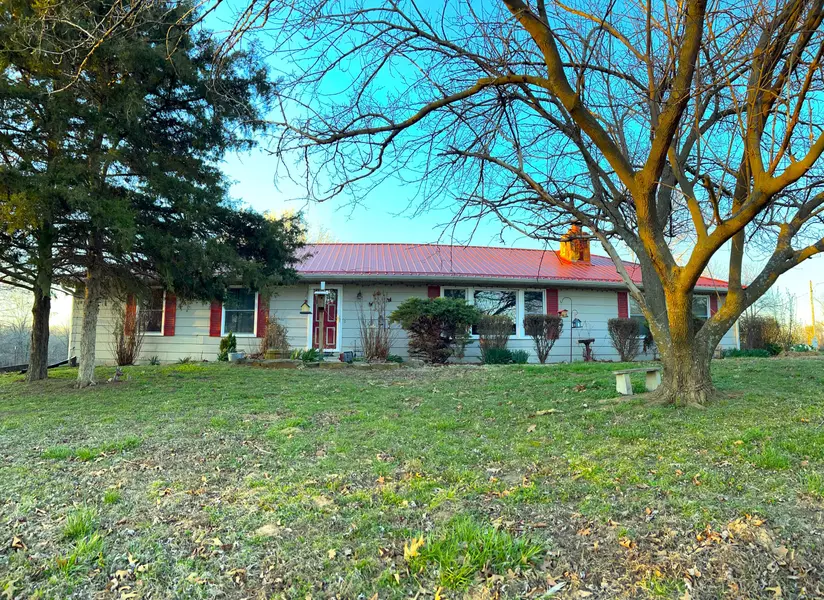 1156 NE 50th Road, Lamar, MO 64759