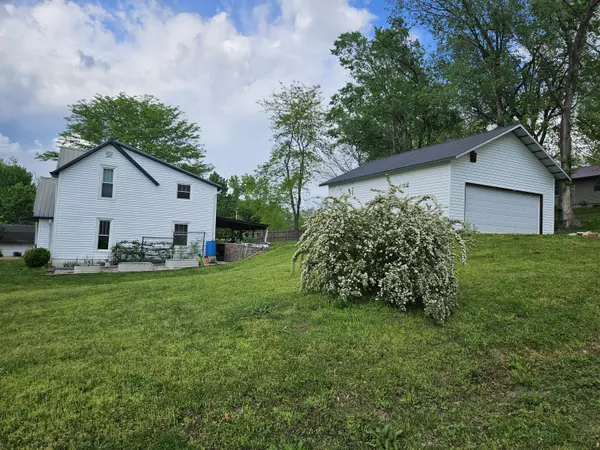 Ava, MO 65608,304 S Mansfield Road