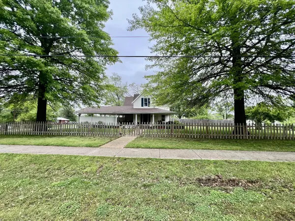 308 W Pennington Avenue, Ava, MO 65608