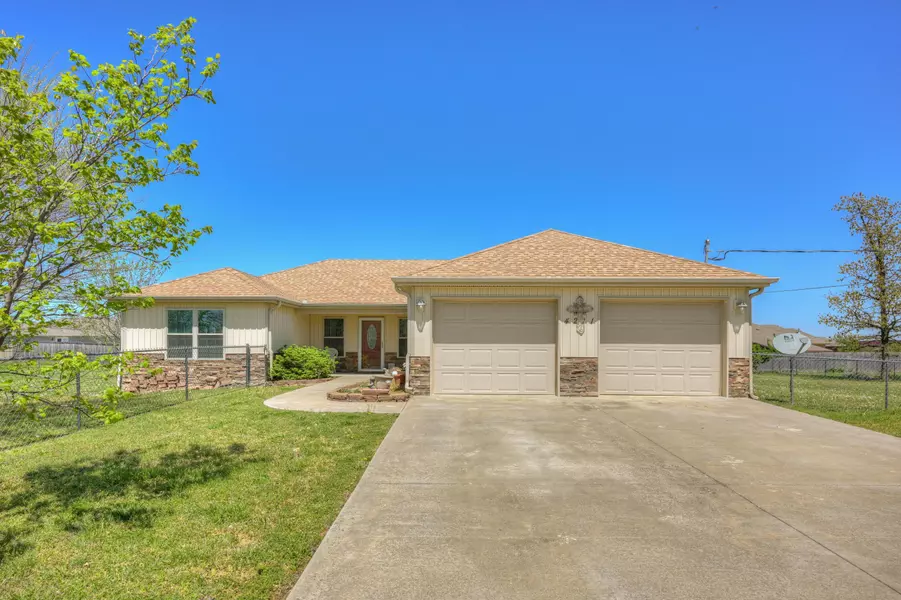 4211 E 24th Street, Joplin, MO 64804