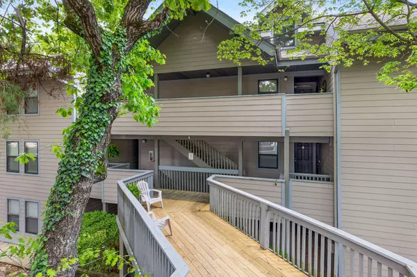 Indian Point, MO 65616,5 Treehouse Lane #10