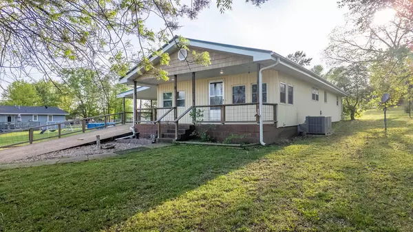 Alton, MO 65606,9 Shipp Circle