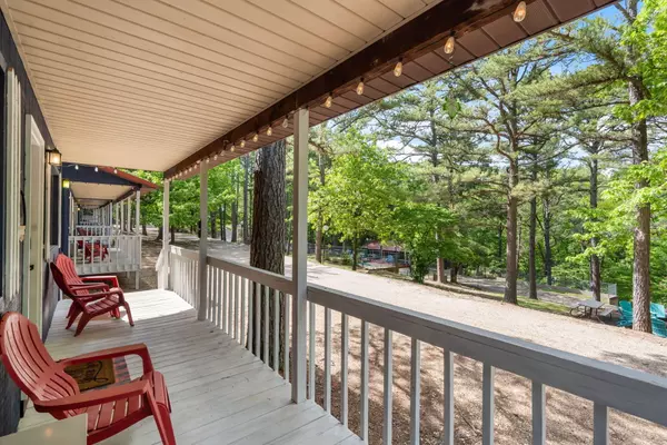 Branson, MO 65616,5424 State Highway 265 #Cottage 7