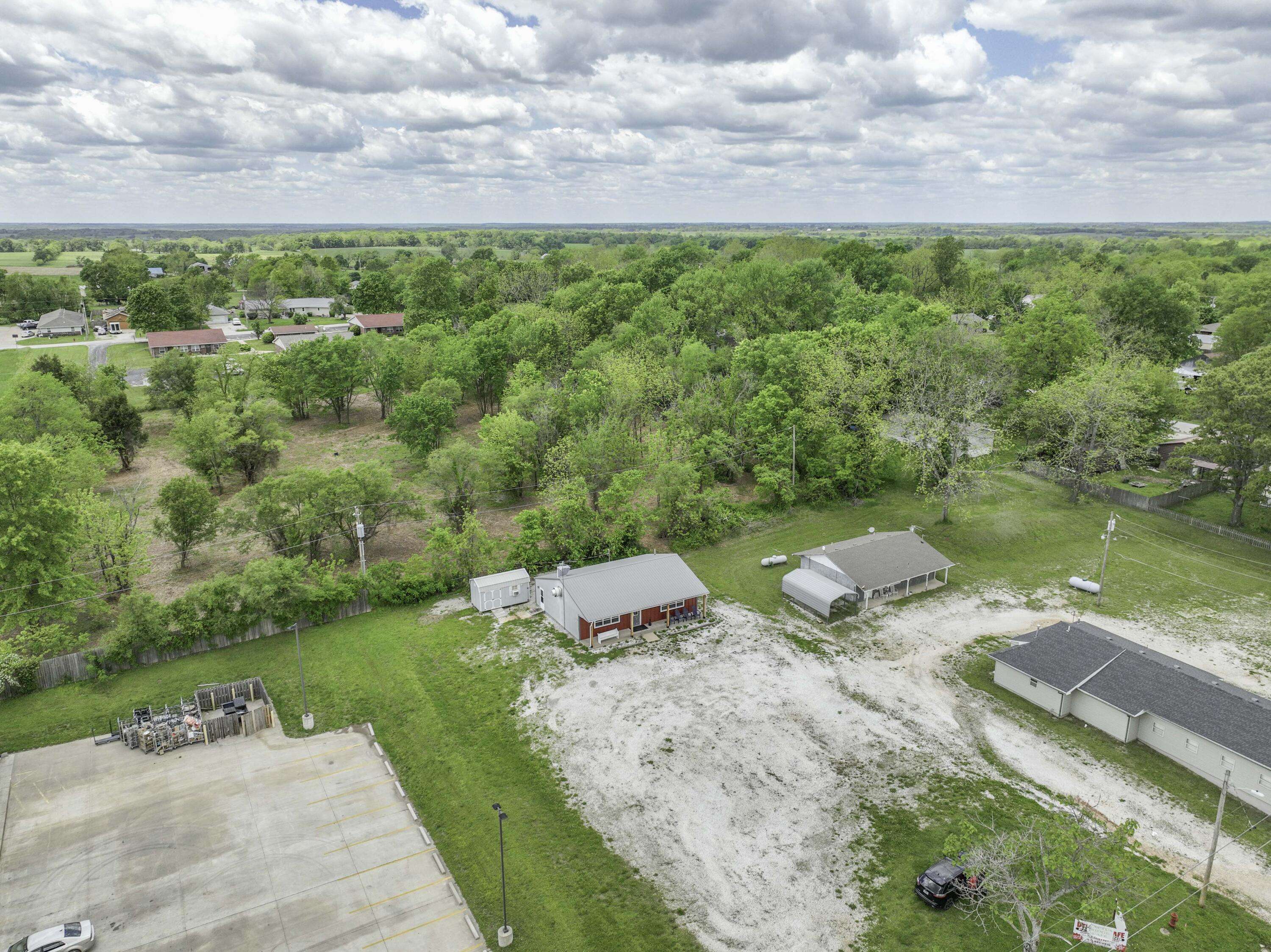 Walnut Grove, MO 65770,215 S Washington Street