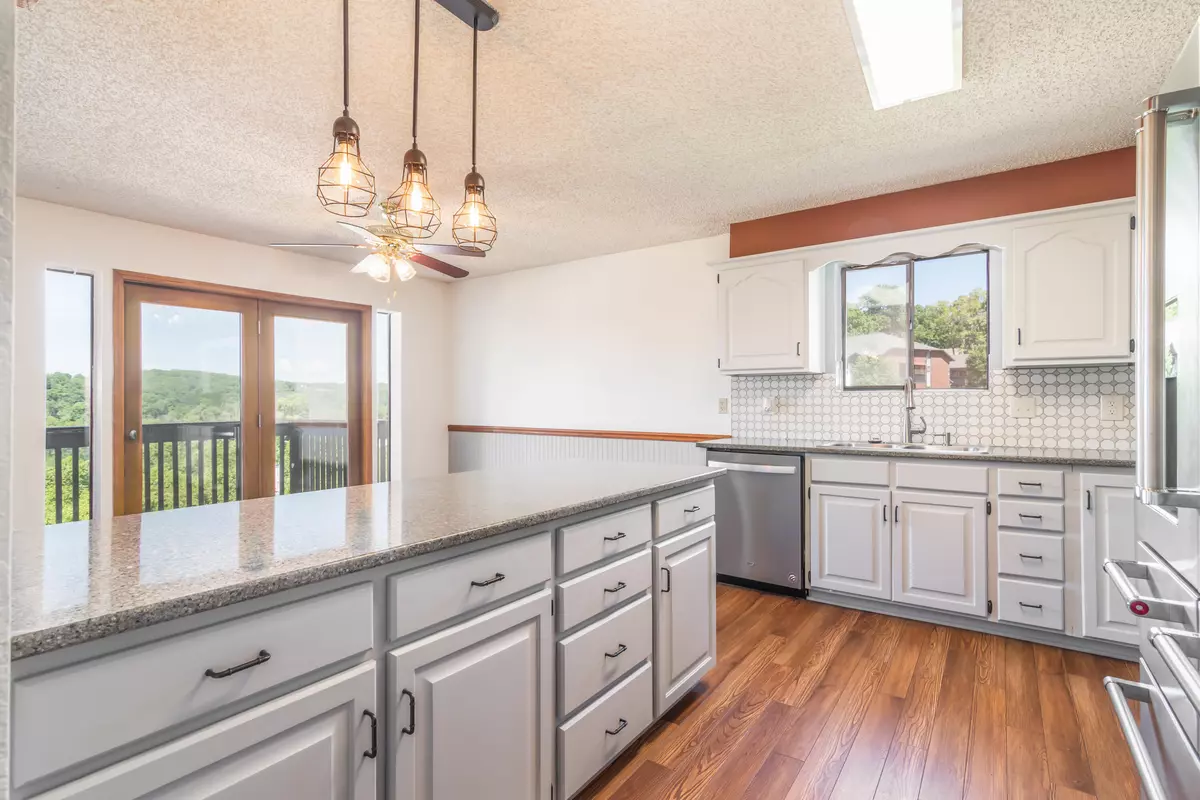 Forsyth, MO 65653,150 Sunken Forest Dr. #190