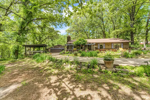 Highlandville, MO 65669,3152 Two Rivers Road