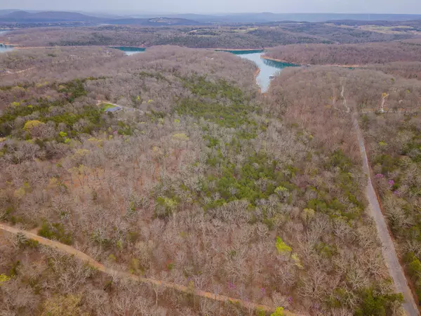 Shell Knob, MO 65747,000 Tomahawk Hills #Lot 63, Blk 18