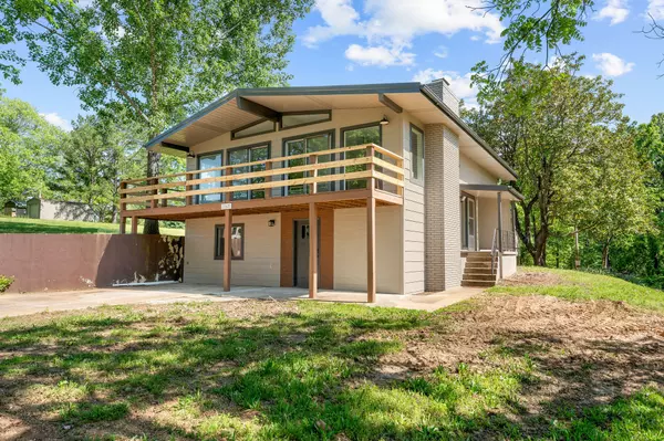 25609 Hillcrest Drive,  Shell Knob,  MO 65747