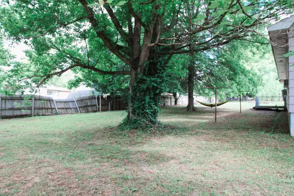 West Plains, MO 65775,9 Carte Square