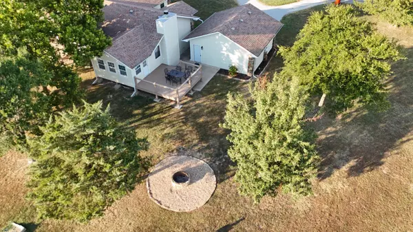 Golden, MO 65658,27324 Farm Road 1255