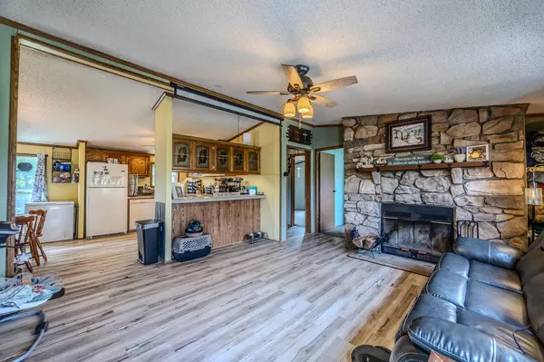 Lebanon, MO 65536,23542 Highway Mm