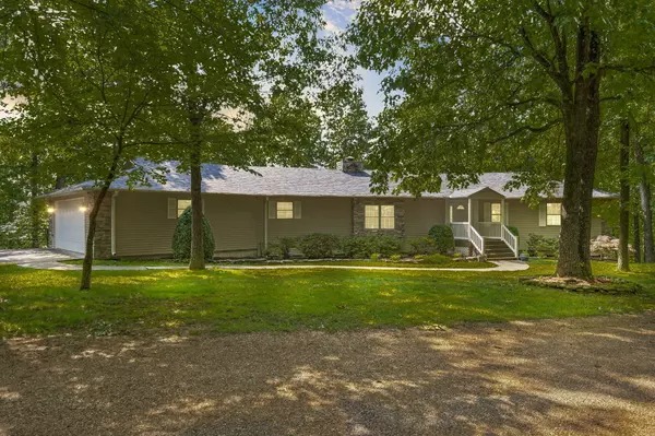 Hollister, MO 65672,368 Whitfield Lane