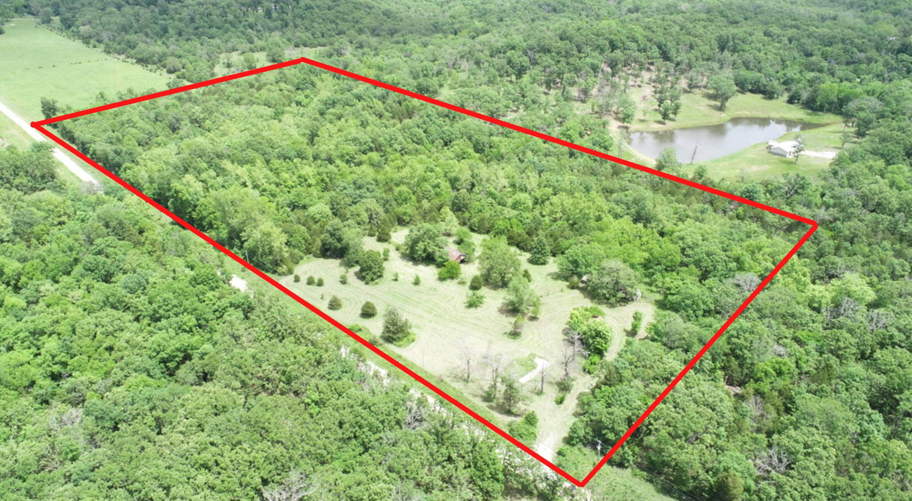 7980 SE 375 Road, Collins, MO 64738