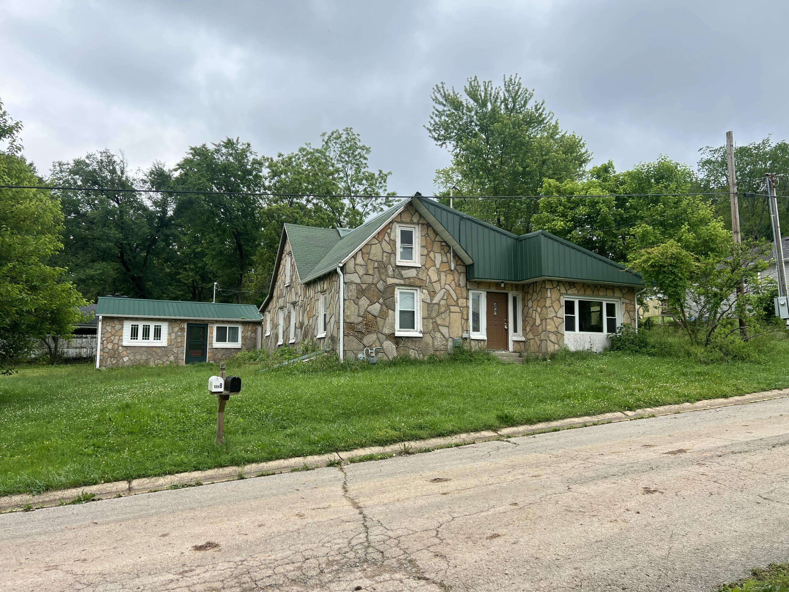 604 E Jordan Street, Mansfield, MO 65704