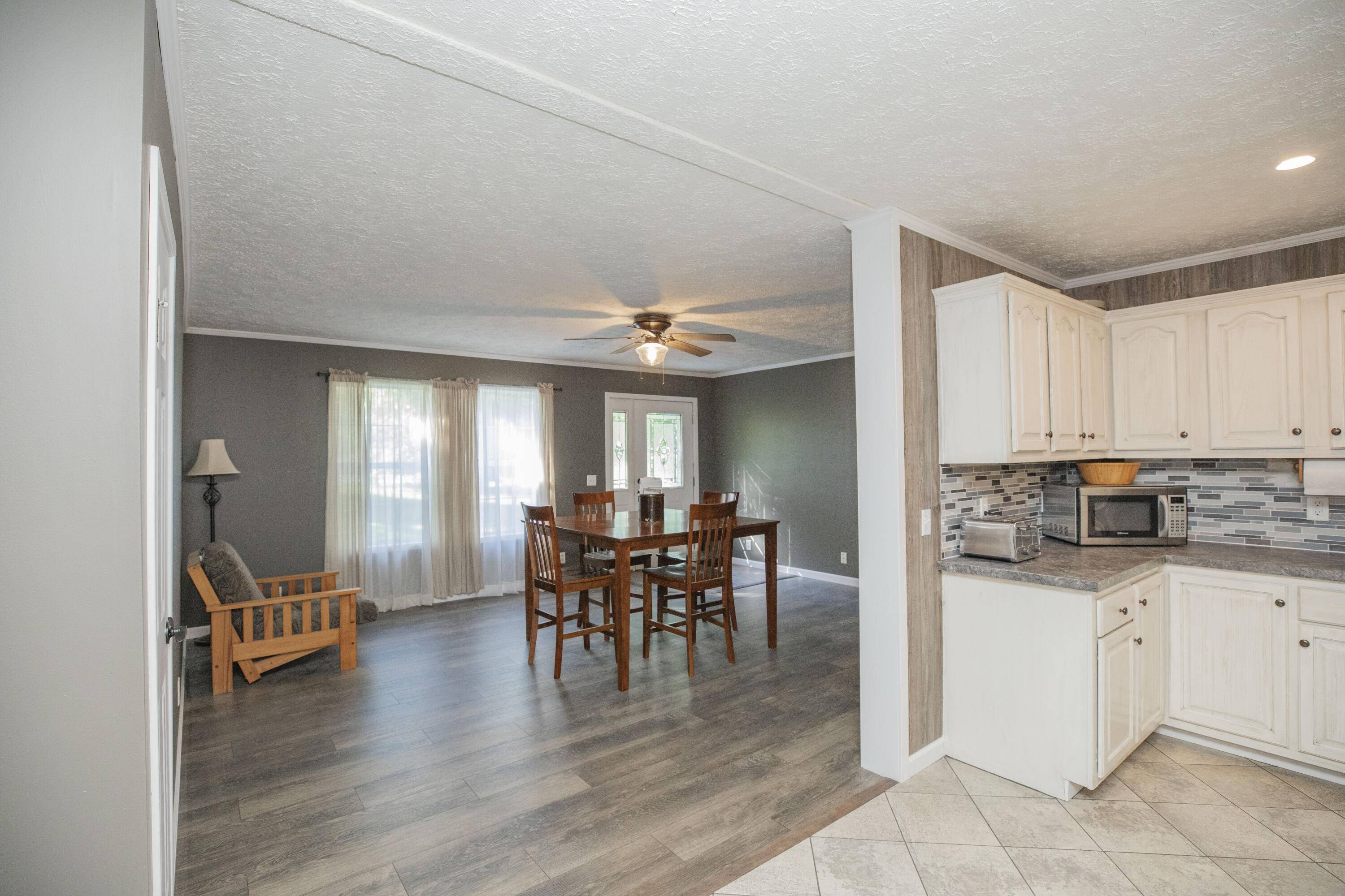 Bolivar, MO 65613,4857 S 101st Road
