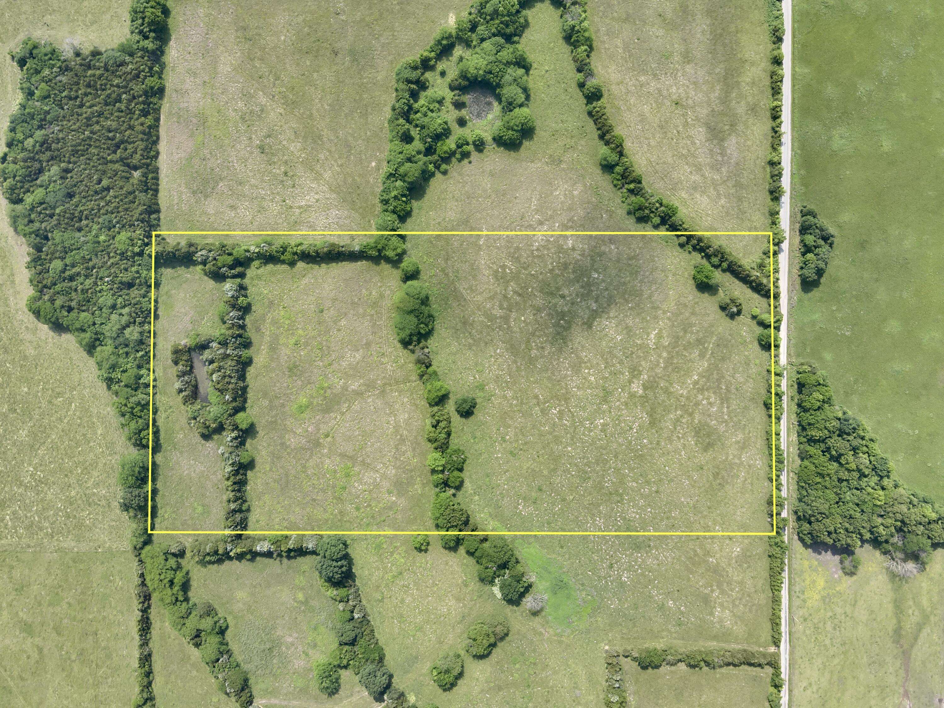 Bolivar, MO 65613,002 E 500 Road