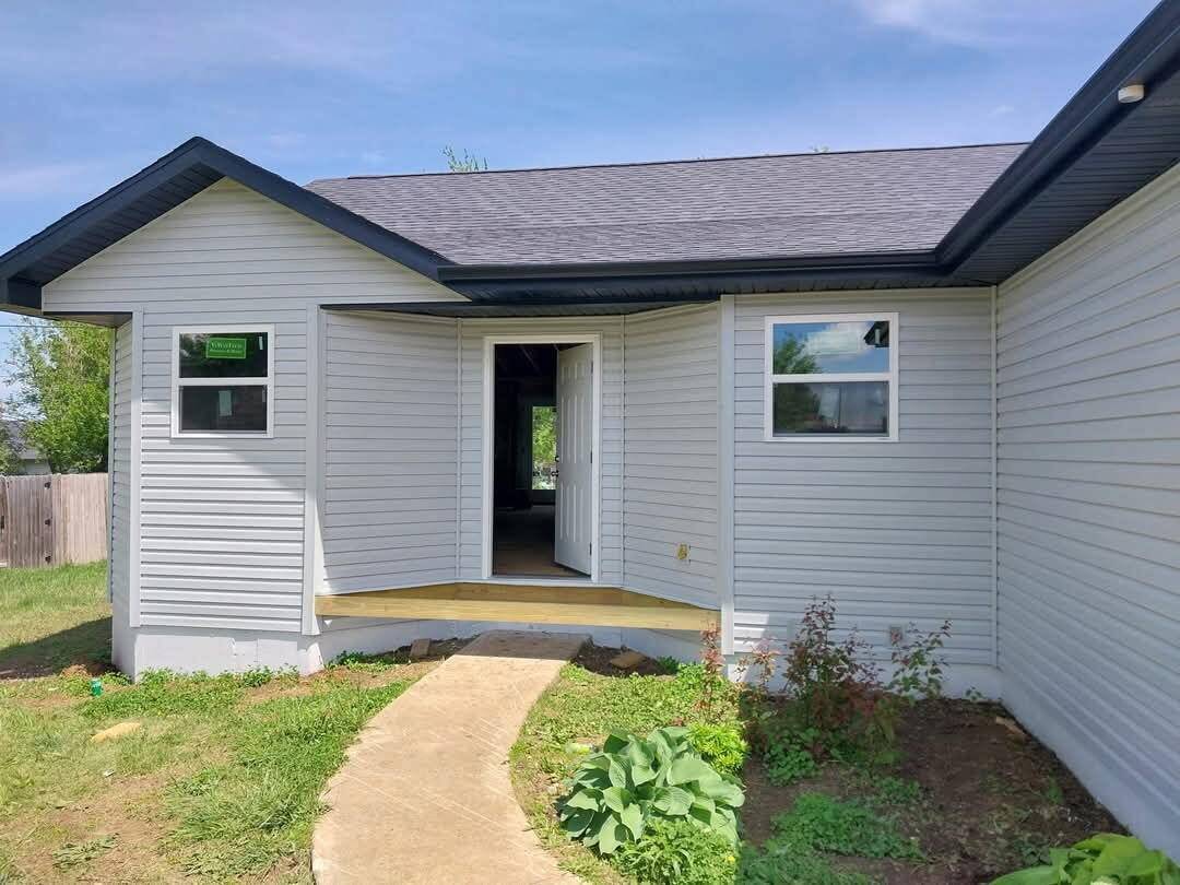 Buffalo, MO 65622,712 Fir Street