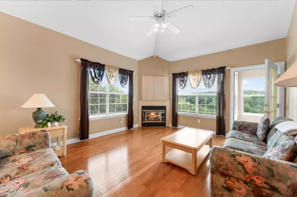 Branson, MO 65616,351 S Wildwood Drive #5