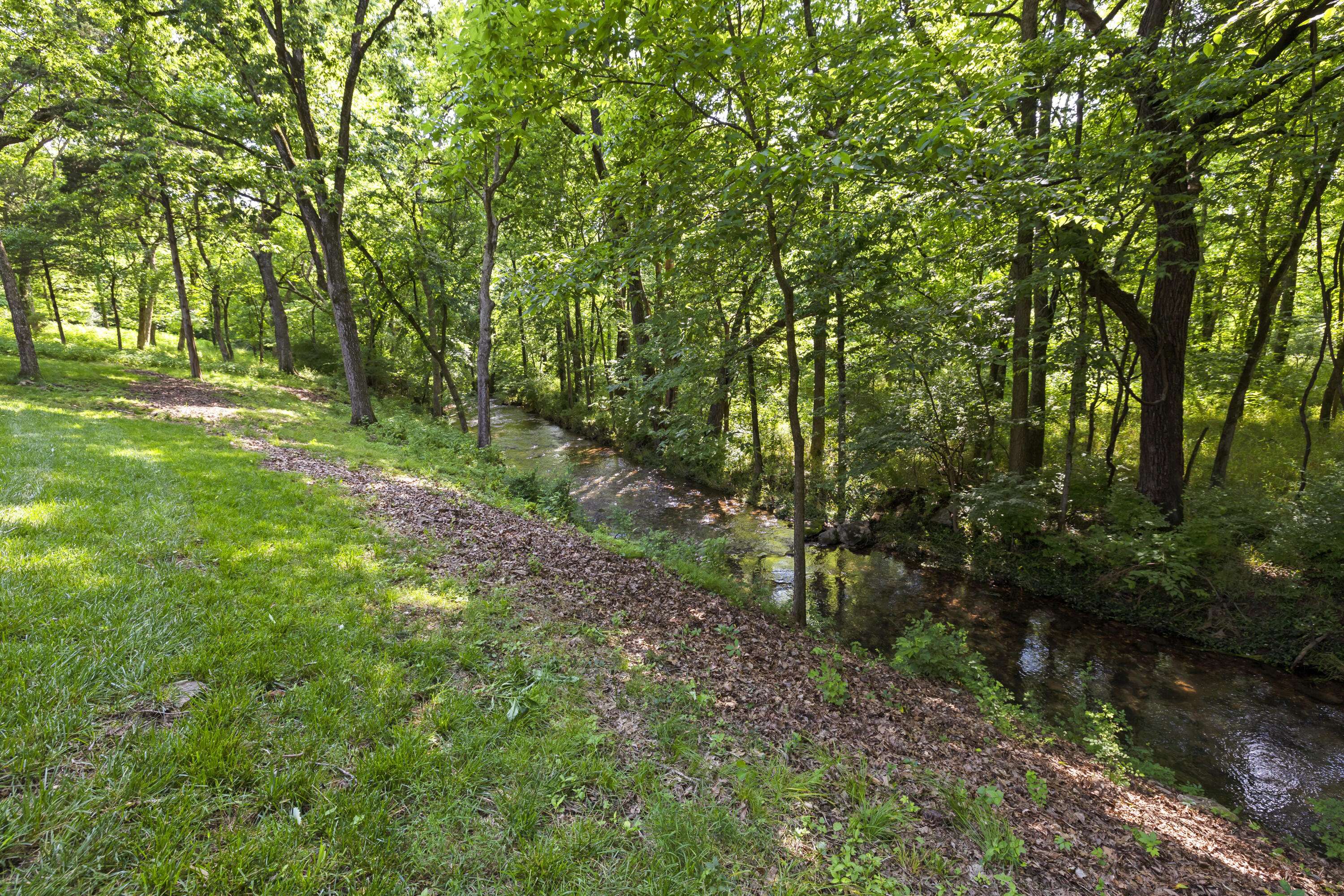 Rogersville, MO 65742,5935 S Farm Road 185