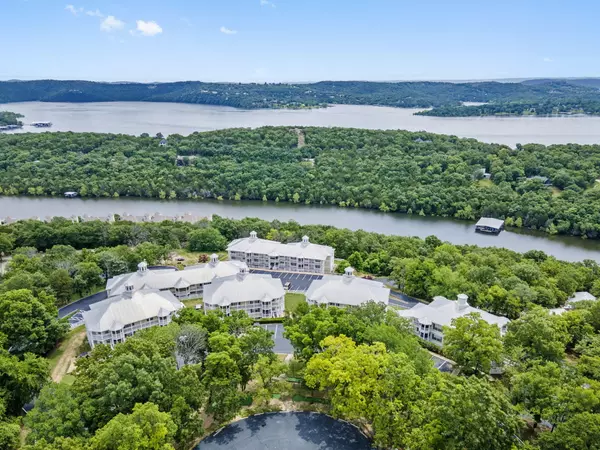 Kimberling City, MO 65686,605 Ozark Mountain Resort Drive #105